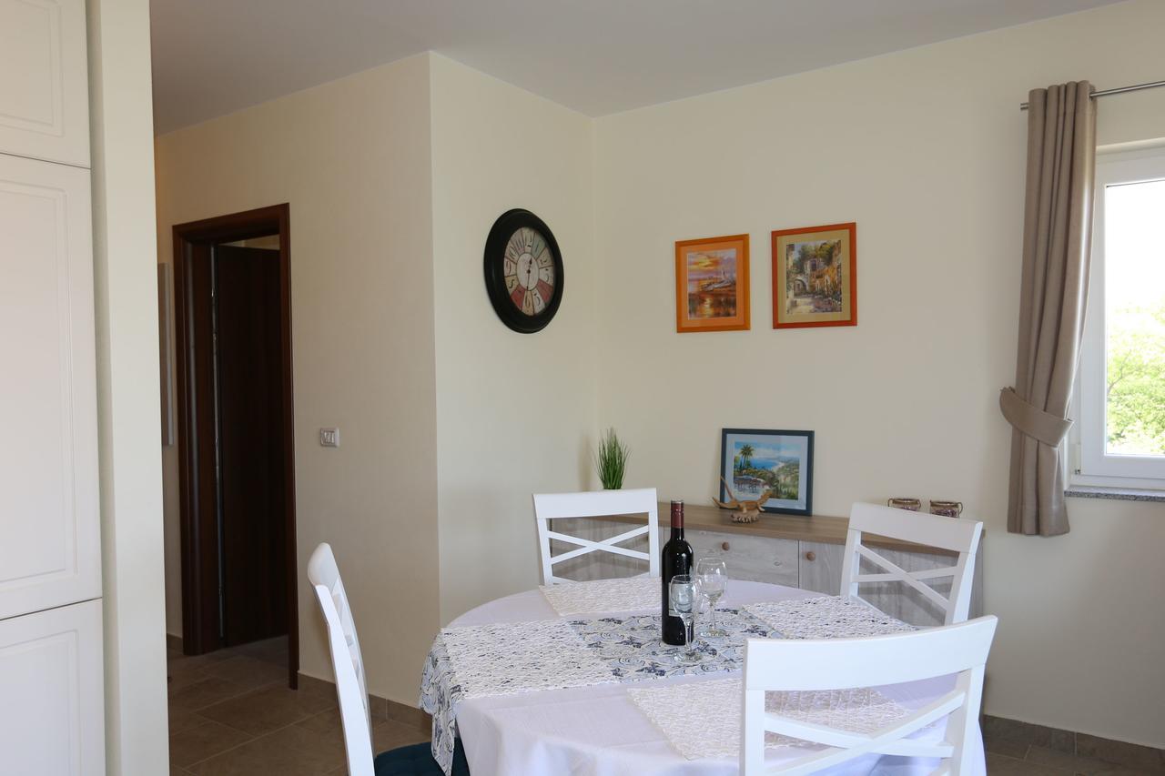 Apartment Soline Cove Eksteriør bilde